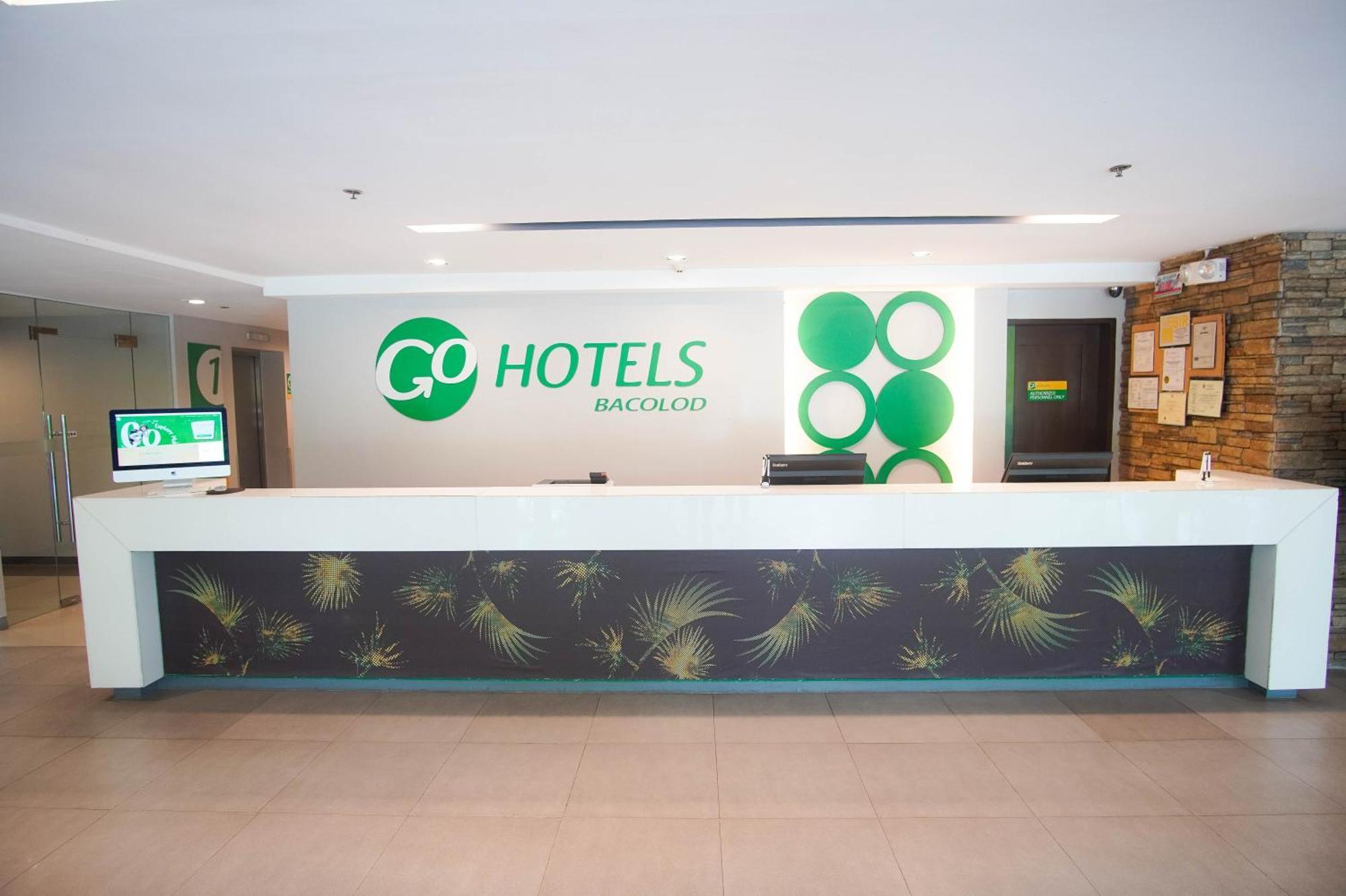Go Hotels Bacolod Exteriör bild